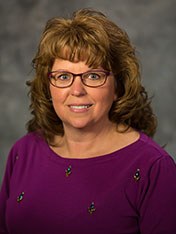 Portrait of Teri Ault.